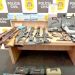 Idoso de 75 anos é preso com arsenal e quase 700 munições