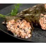 Temaki de salmão na churrasqueira