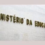 Formação de professores a distância mostra desempenho 53,1% inferior