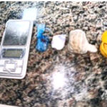 Rocam fecha ponto de tráfico no Barbarotto e prende homem após resistência à abordagem