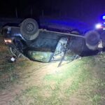 Motorista é localizado pela PM após abandonar veículo capotado em vicinal de Gabriel Monteiro