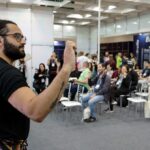Educação – Governo de SP abre inscrições para cursos de Libras, Entendendo o TEA e sobre capacitismo